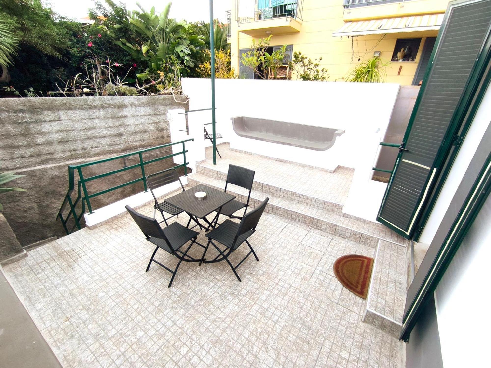 Villa Tiny House Funchal  Exterior foto